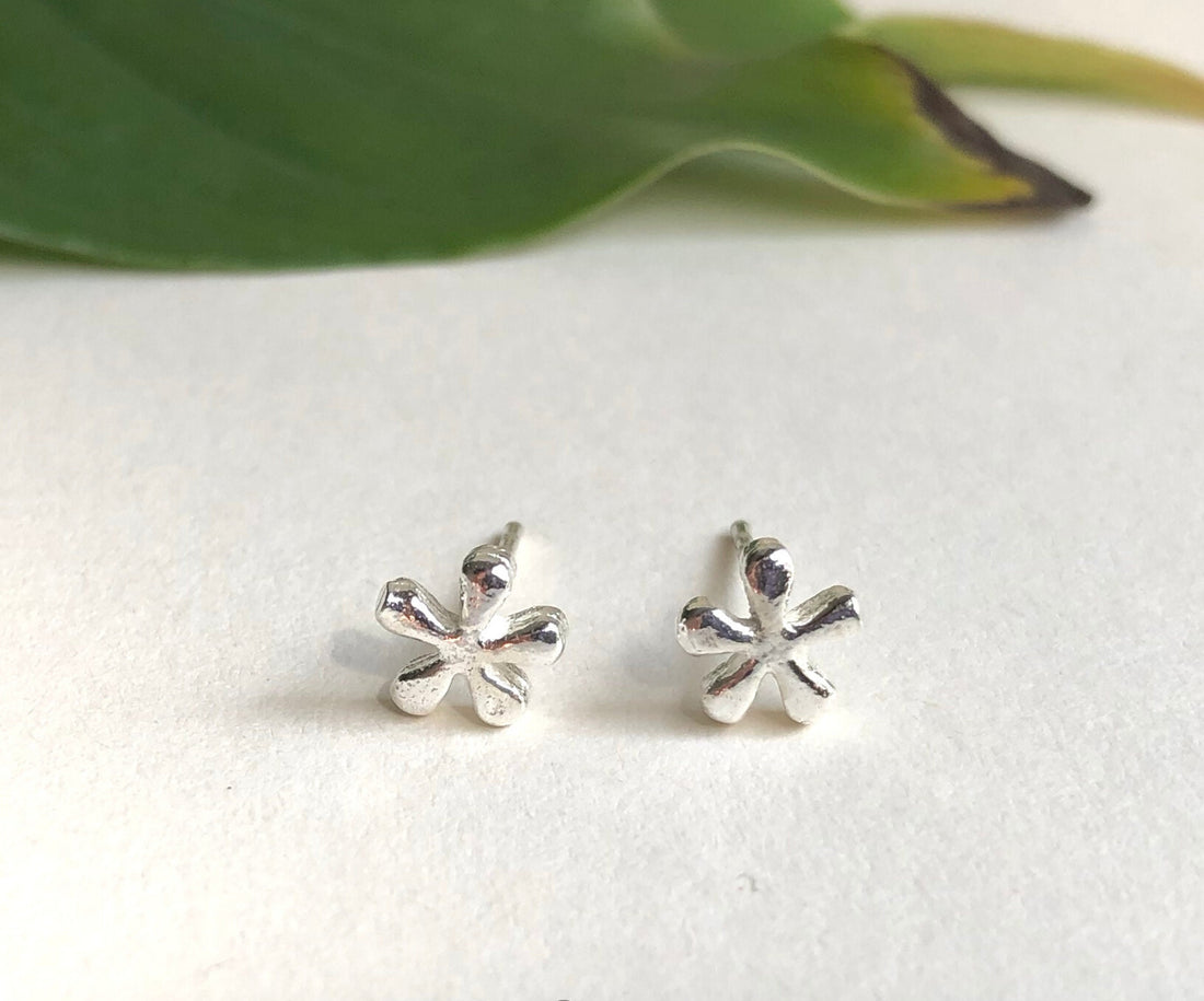 925 Sterling silver solid flower stud earrings, high polish finished silver flower earrings, flower earring, Jasmin earrings, thick flower