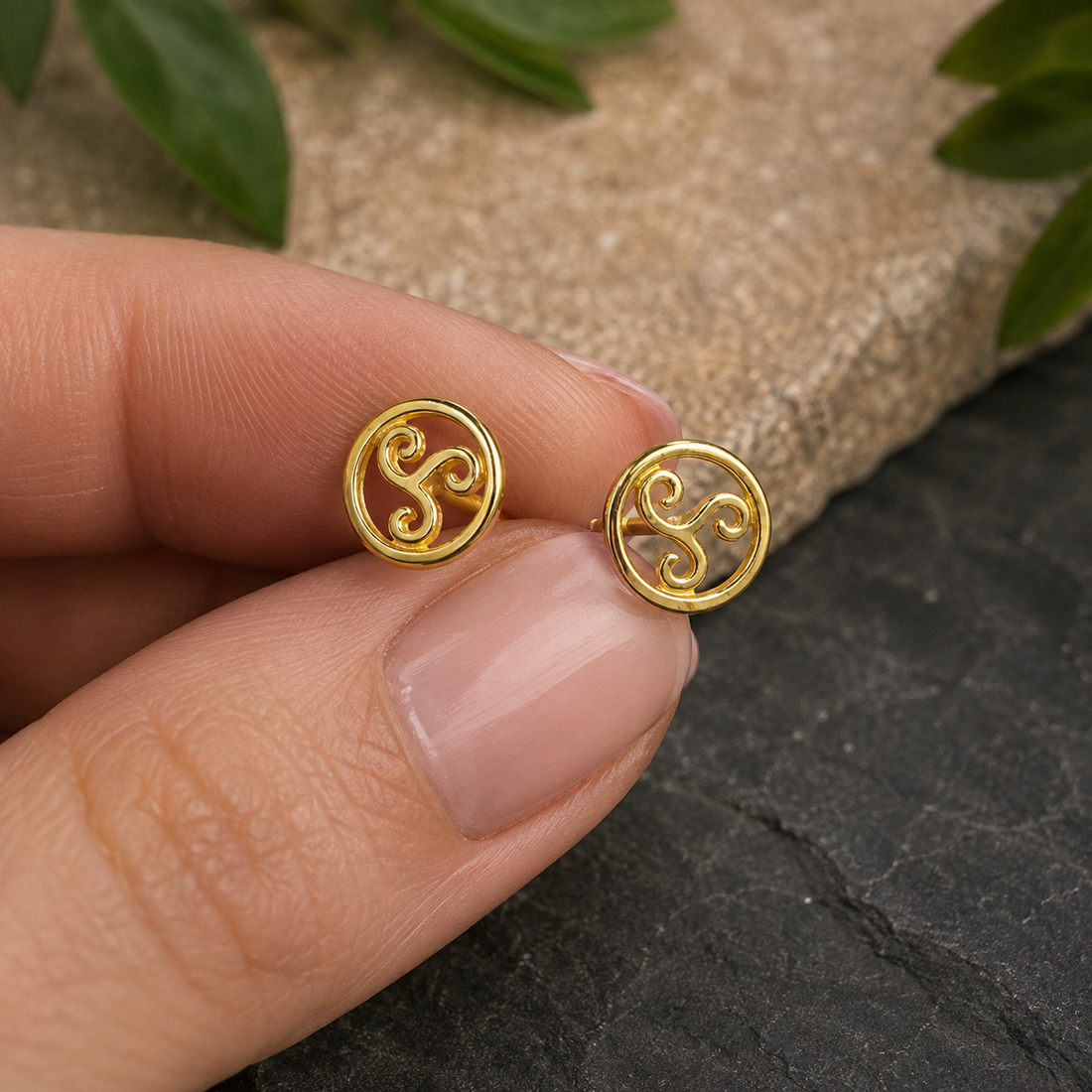 18k Gold Celtic Triskele Stud Earrings