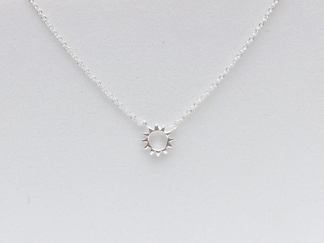 925 Sterling silver sun necklace, open sun necklace, sun pendant chain, small sun necklace, sun chain, necklace with charm, tiny sun