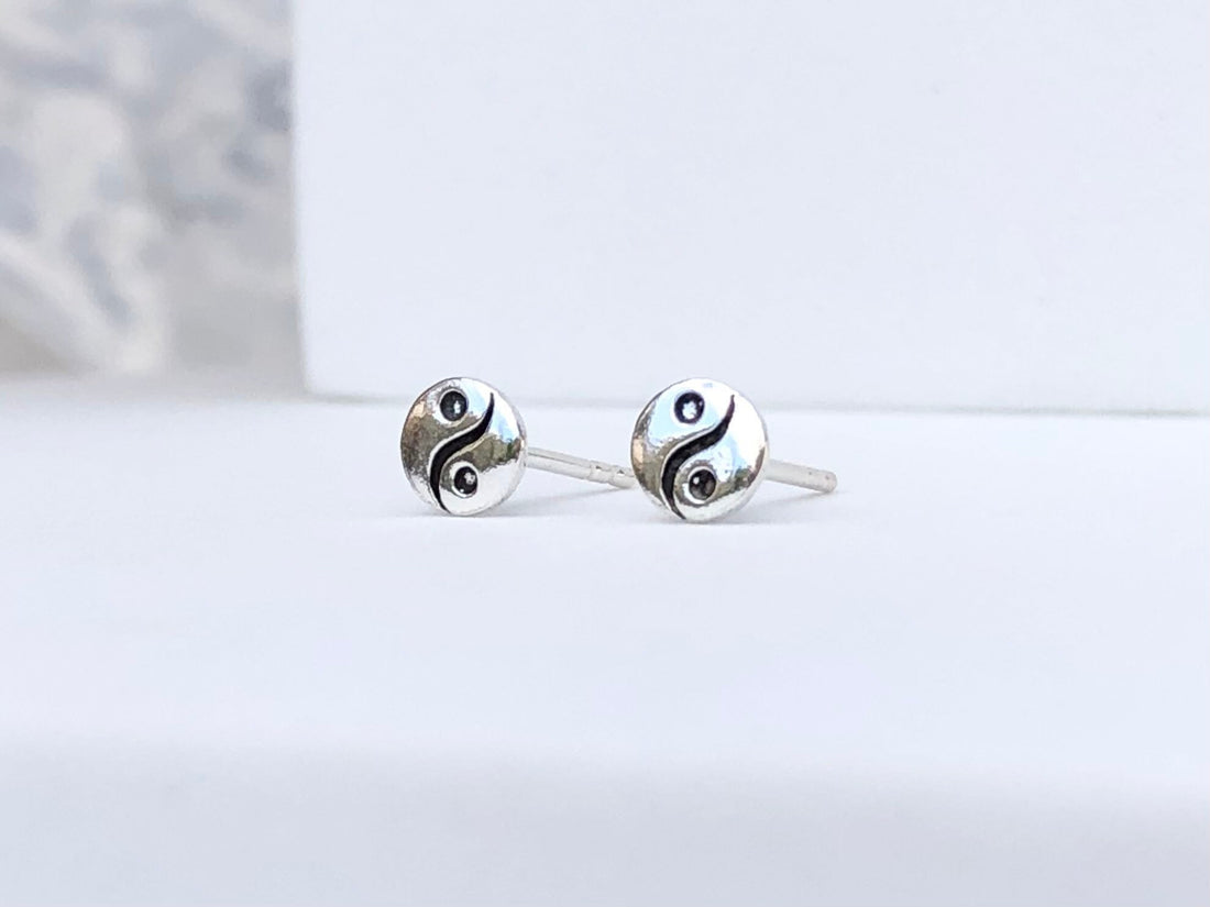925 Sterling silver yin yang stud earrings, yin yang earrings, yin and yang studs, yin yang gifts, silver yinyang, small yinyang
