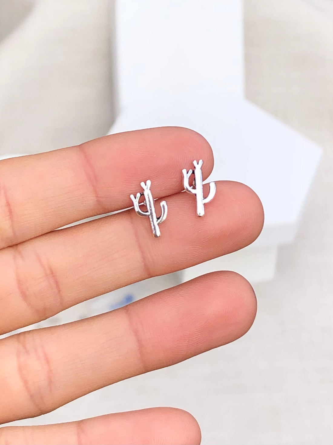 925 sterling silver solid cactus stud earrings, cactus earring, small cactus earrings, cactus lover gift, silver cactus, plant earrings