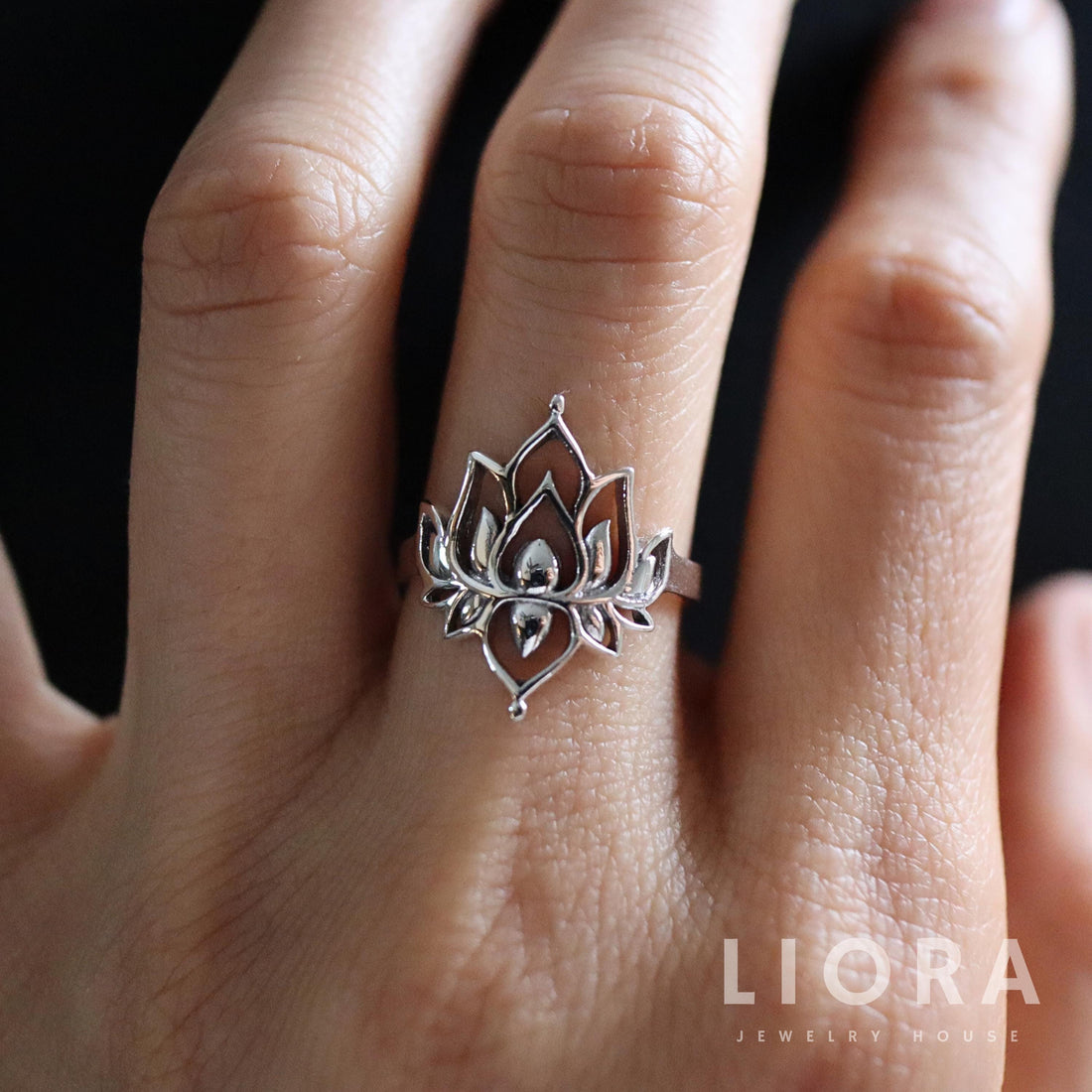 925 Sterling Silver Lotus Ring, Flower Ring, Silver Lotus Ring, Botanical Ring, Stackable Minimalist Ring, Gift for Her, Lotus Gift