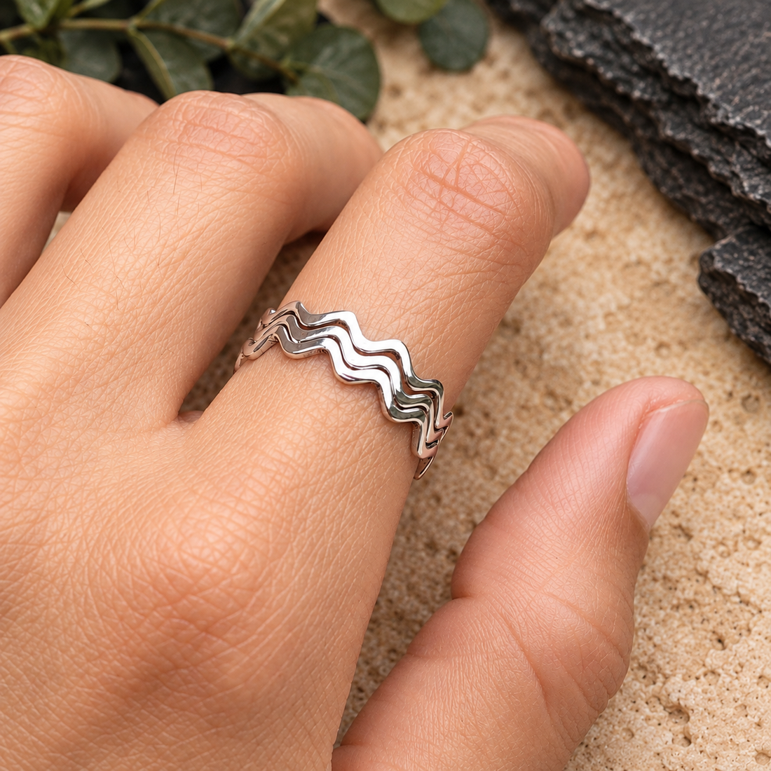 zigzag ring