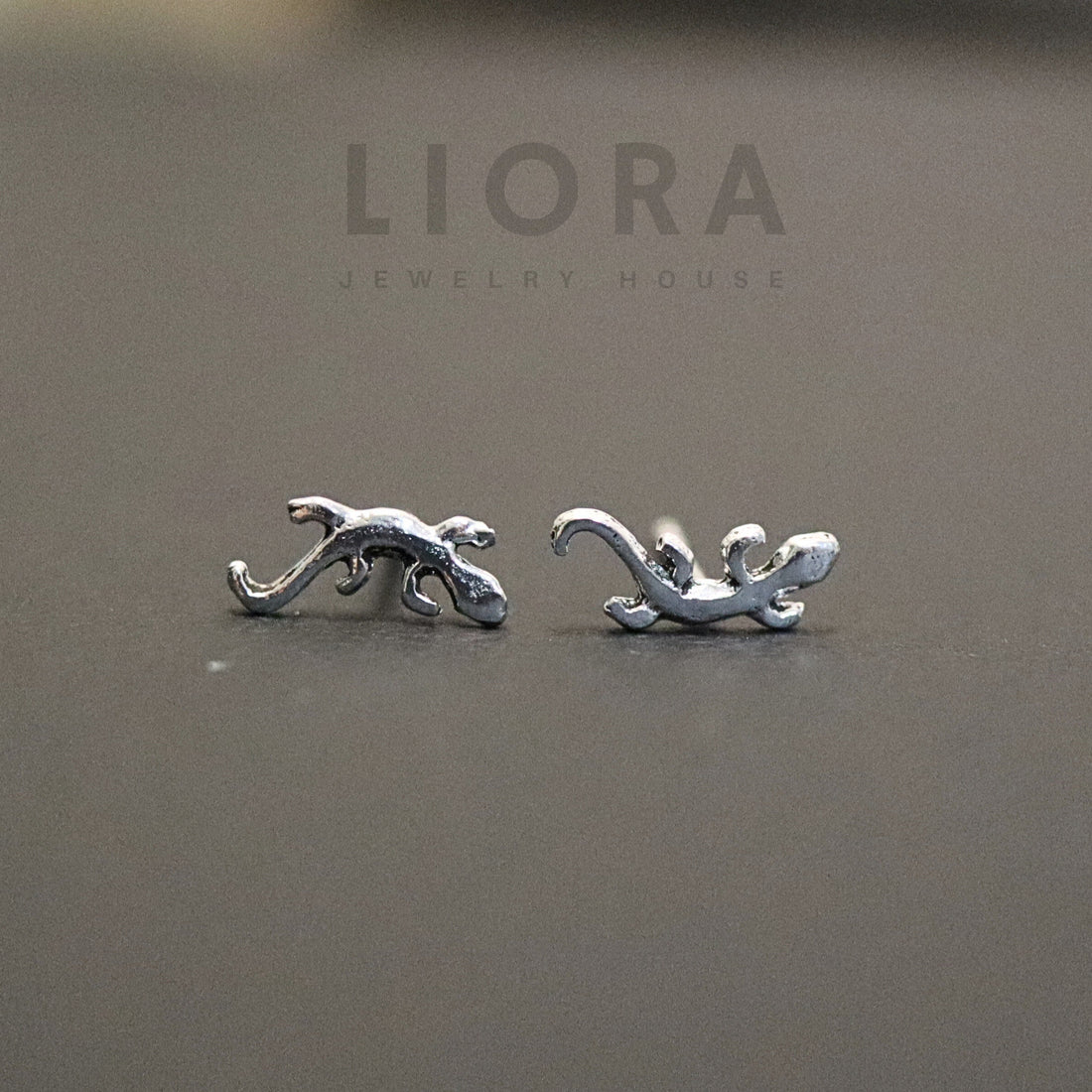 925 Sterling silver Gecko stud earrings, Gecko earrings, silver Gecko, Lizard Earrings, Salamander earrings, animal earrings, Gecko lover