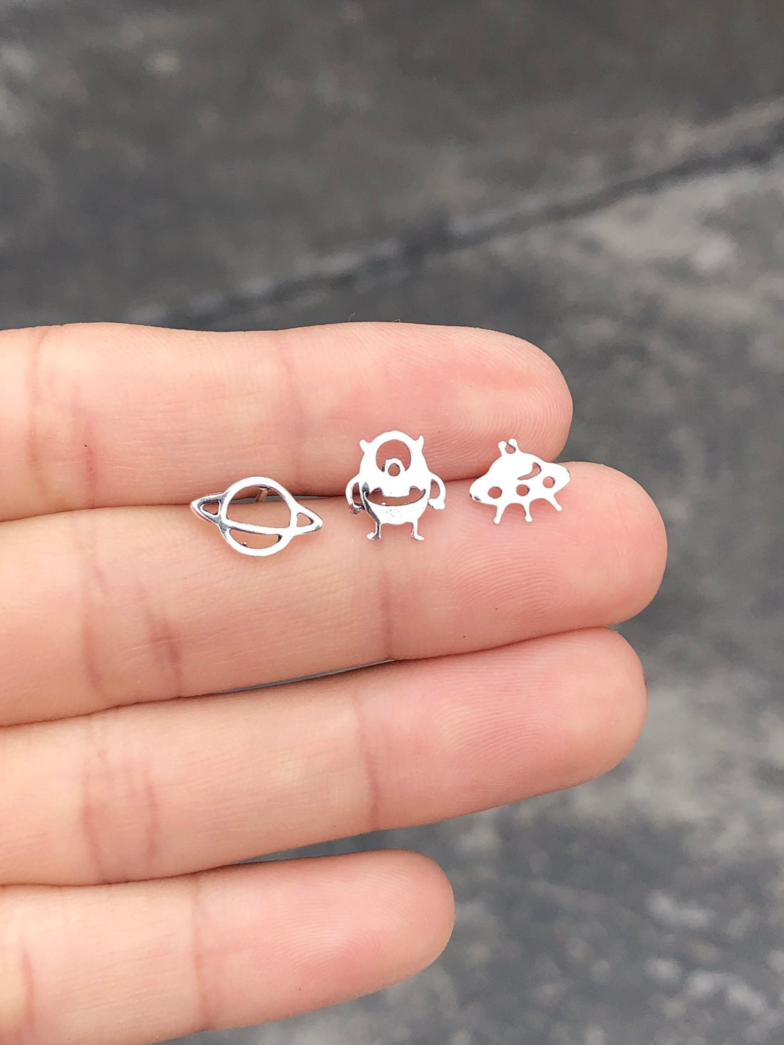 925 Sterling silver Alien stud earrings, planet earrings, Alien earrings, UFO earrings, mismatched studs, space ship, kid studs, gift