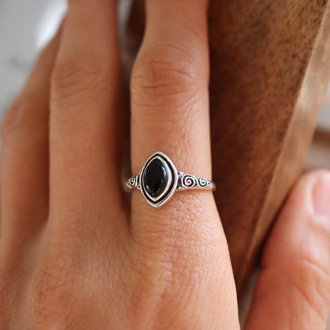 Oval Black Onyx Ring, Onyx Statement Ring, Oval Silver Ring, Boho Ring, Onyx Ring, Gemstones Ring, Onyx Gift, Stellar Ovalia Ring