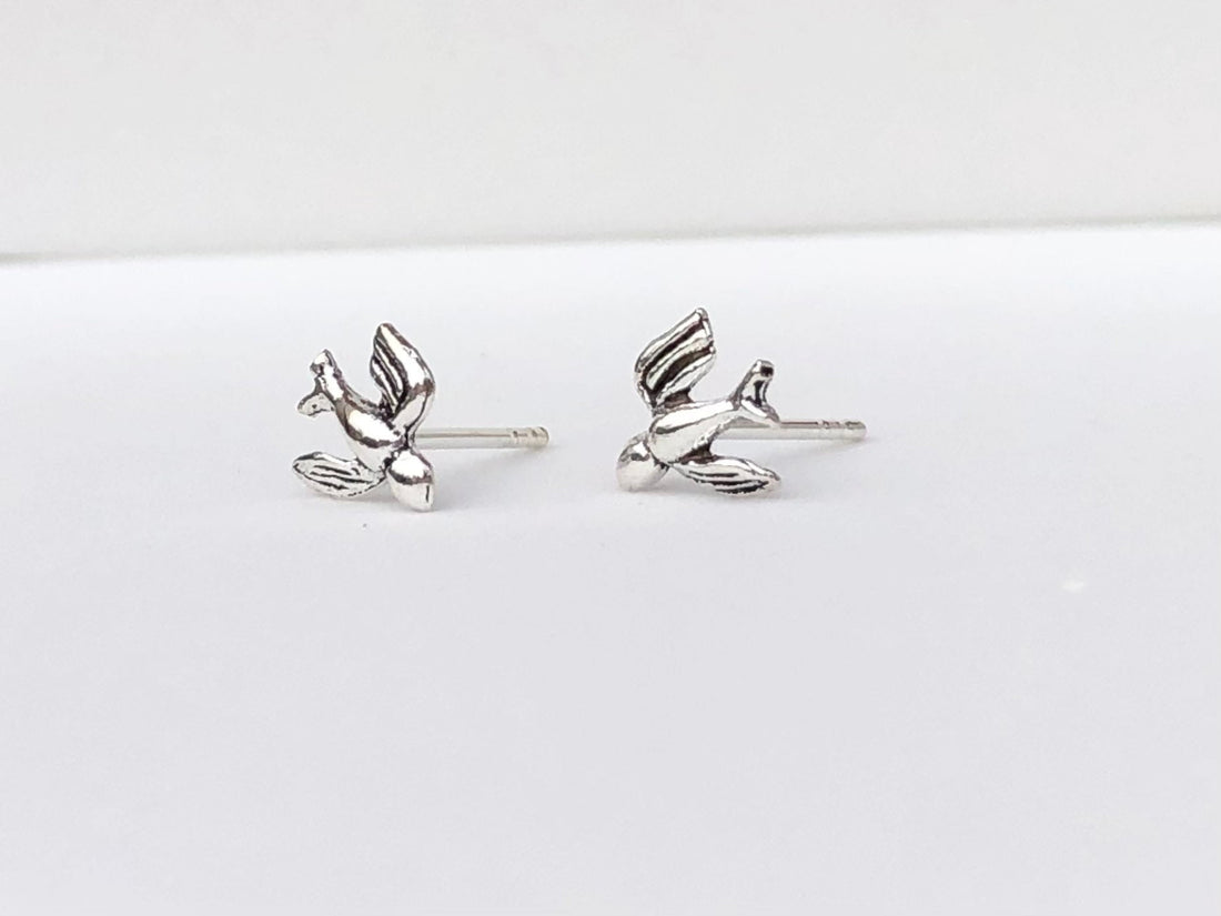 925 Sterling silver baby Swallow stud earrings, swallow earrings, swallow ear studs, small swallow earrings, bird earrings, swallow lover