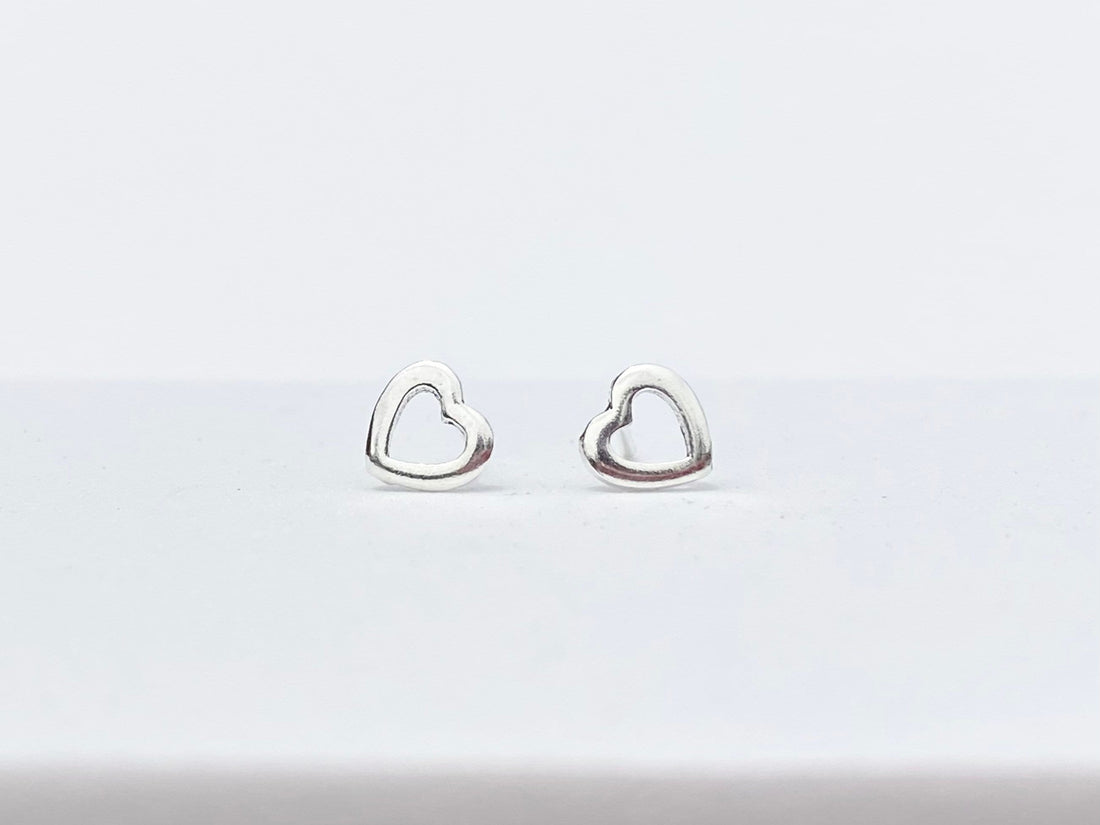 925 Sterling silver heart stud earrings, heart earrings, heart studs, hollow heart earrings, heart jewelry, small heart earrings, heart gift