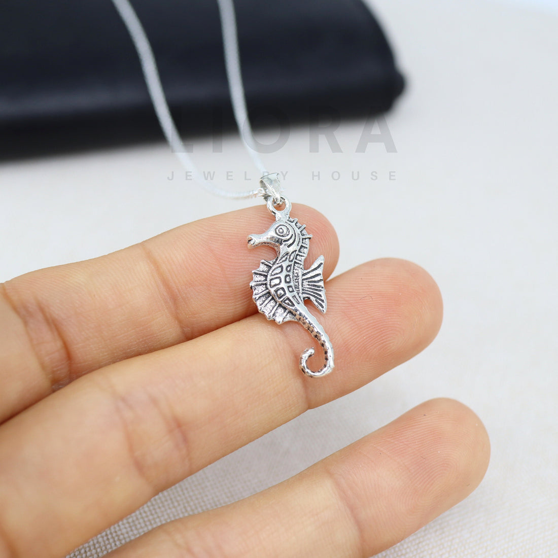 925 Sterling Silver Seahorse Pendant Necklace, Seahorse Charm, Seahorse pendant, Seahorse Gift, Animal Pendant, Seahorse Necklace