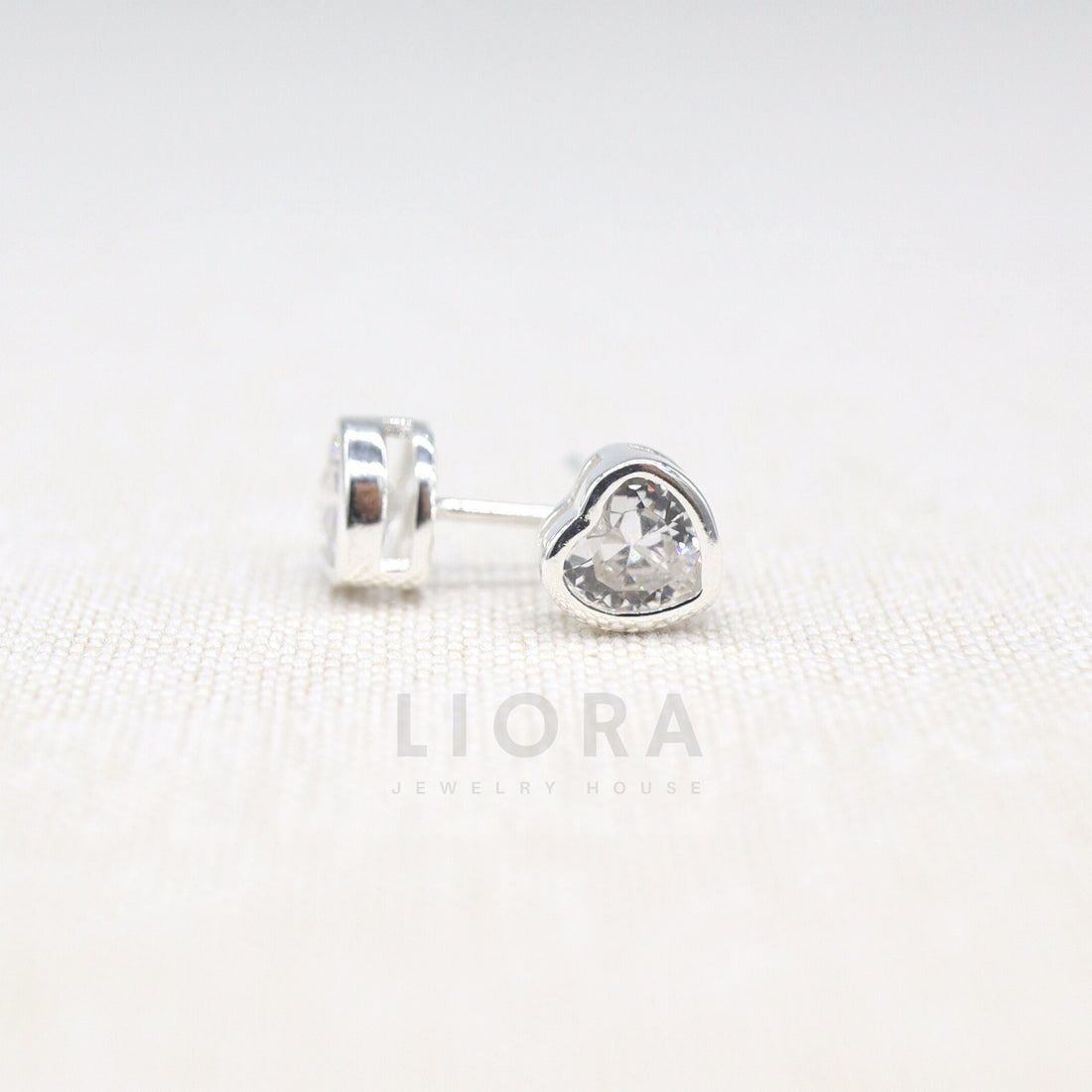 925 Sterling Silver CZ Heart Stud Earrings, Heart Earrings, CZ Heart Earrings, CZ Earrings, Diamond Earrings, Heart gift