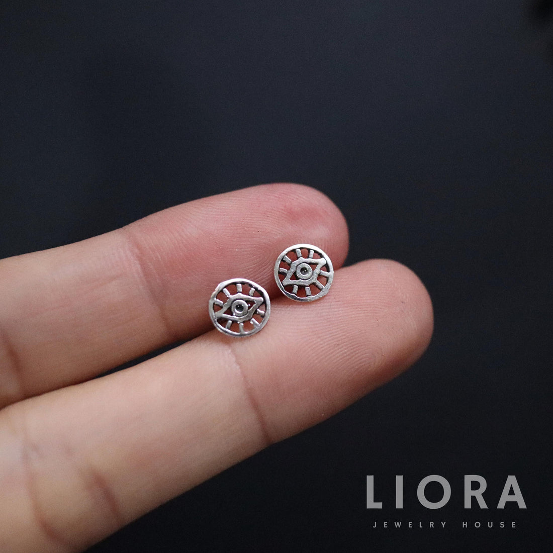 925 Sterling Silver Eye Stud Earrings, Circle Eye Earrings, Eye in circle Earrings, Small Open Eye Studs, Eye Studs, Evil Eye Earrings