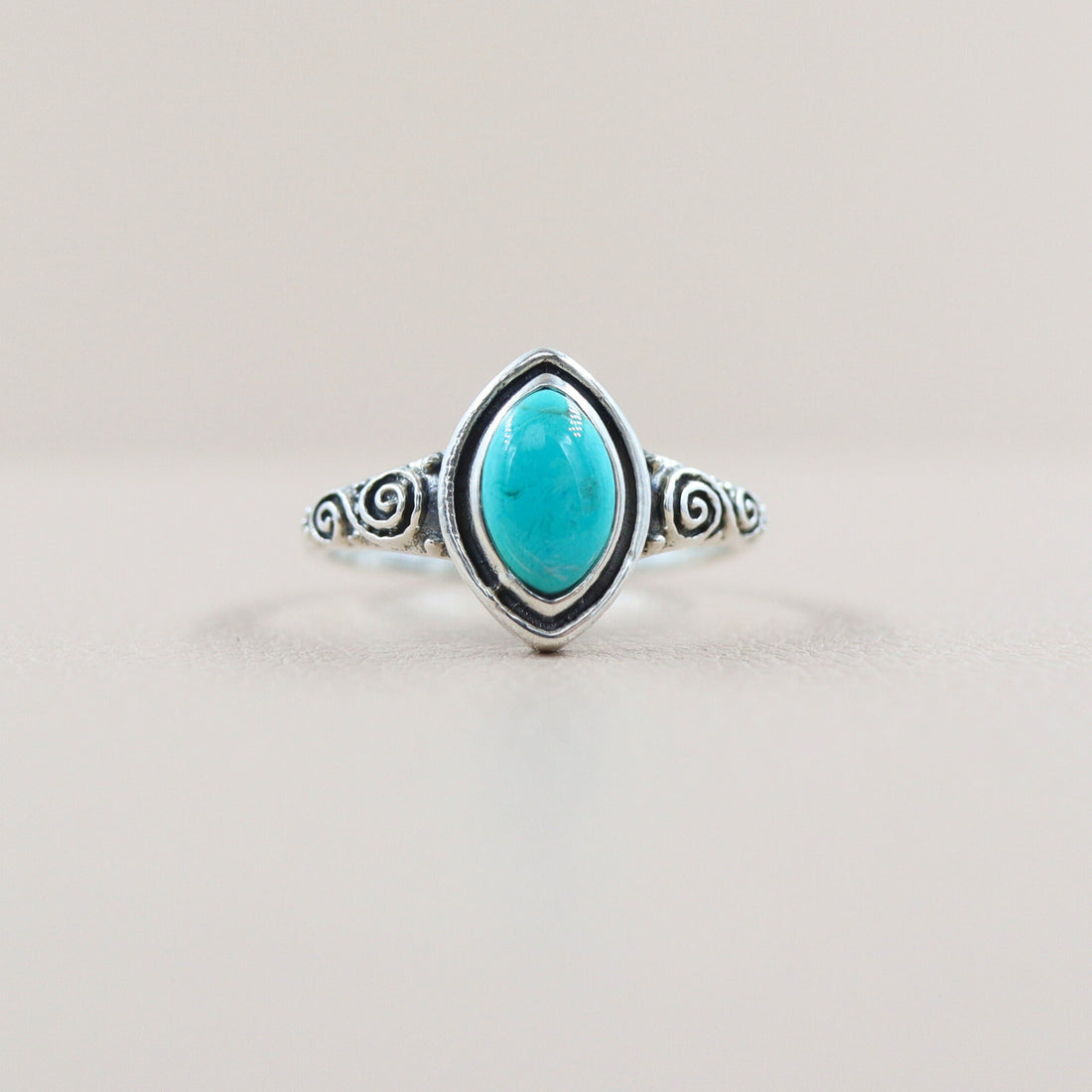 Turquoise Statement Ring in Sterling Silver, Turquoise Oval Ring, Turquoise Ring, Silver Oval Ring, Gemstone Ring, Boho Ring, Stellar Ovalia