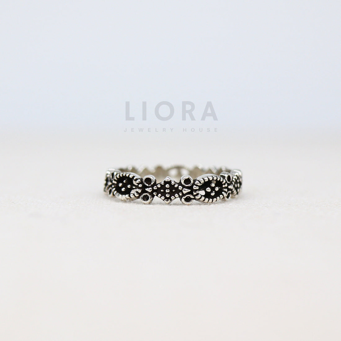 925 Sterling silver Dainty Vintage Ring, Flower Ring, Princess Ring, Oxidized Flower Ring, Silver Flower Ring