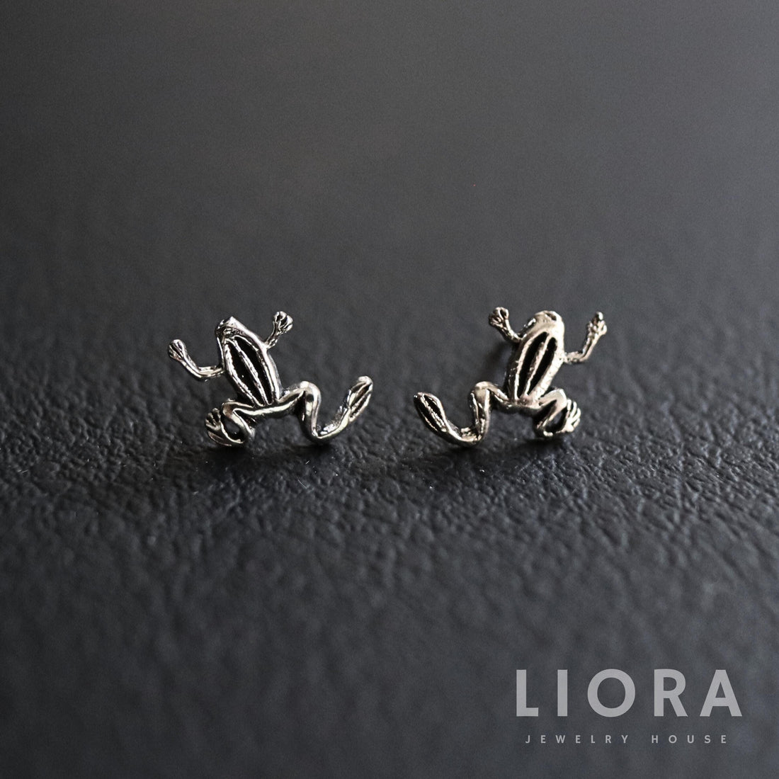 925 Sterling Silver Frog Stud Earrings, Frog Earrings, Frog studs, Small Frog, Toad Earrings, Frog Gift, Frog Jewelry
