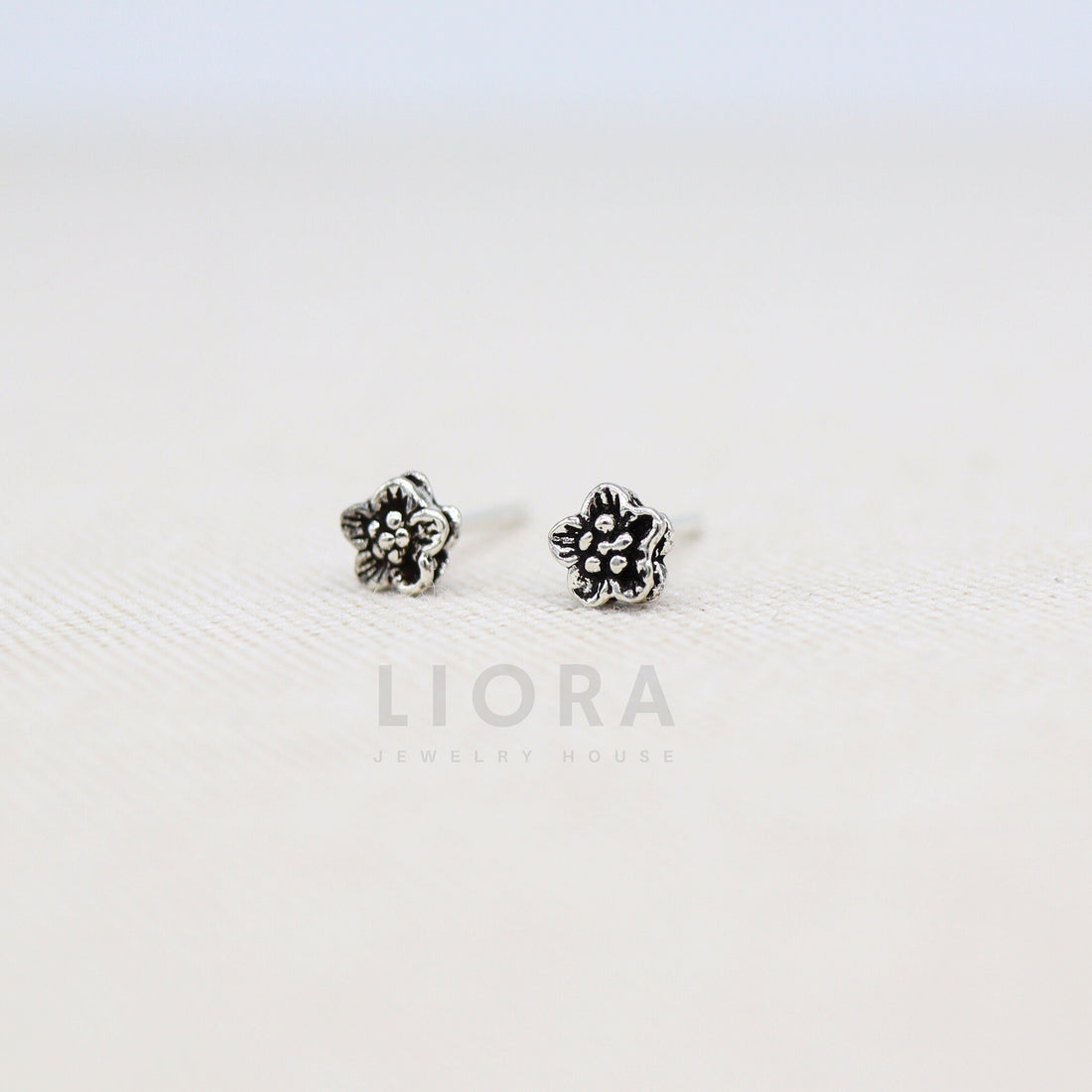 925 Sterling Silver Small Flower Stud Earrings, Flower Earrings, Flower Studs, Flower Gift