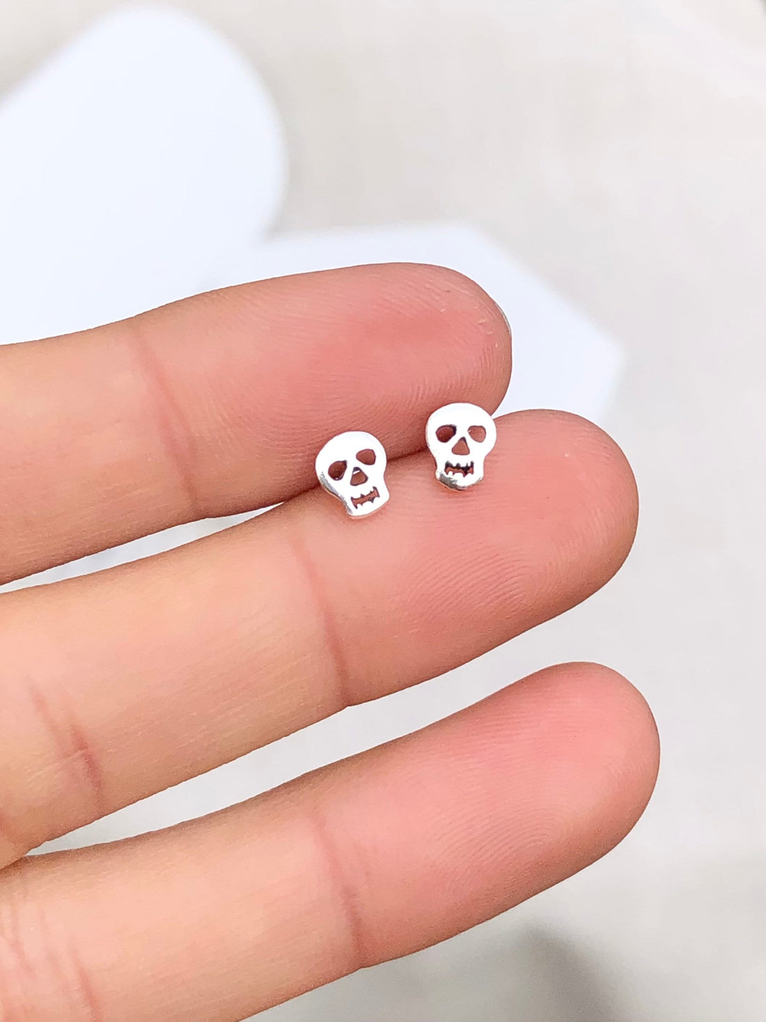 925 Sterling silver skull stud earrings, skull earrings, skull studs, Halloween earrings, ghost face, ghost stud earrings, ghost skull