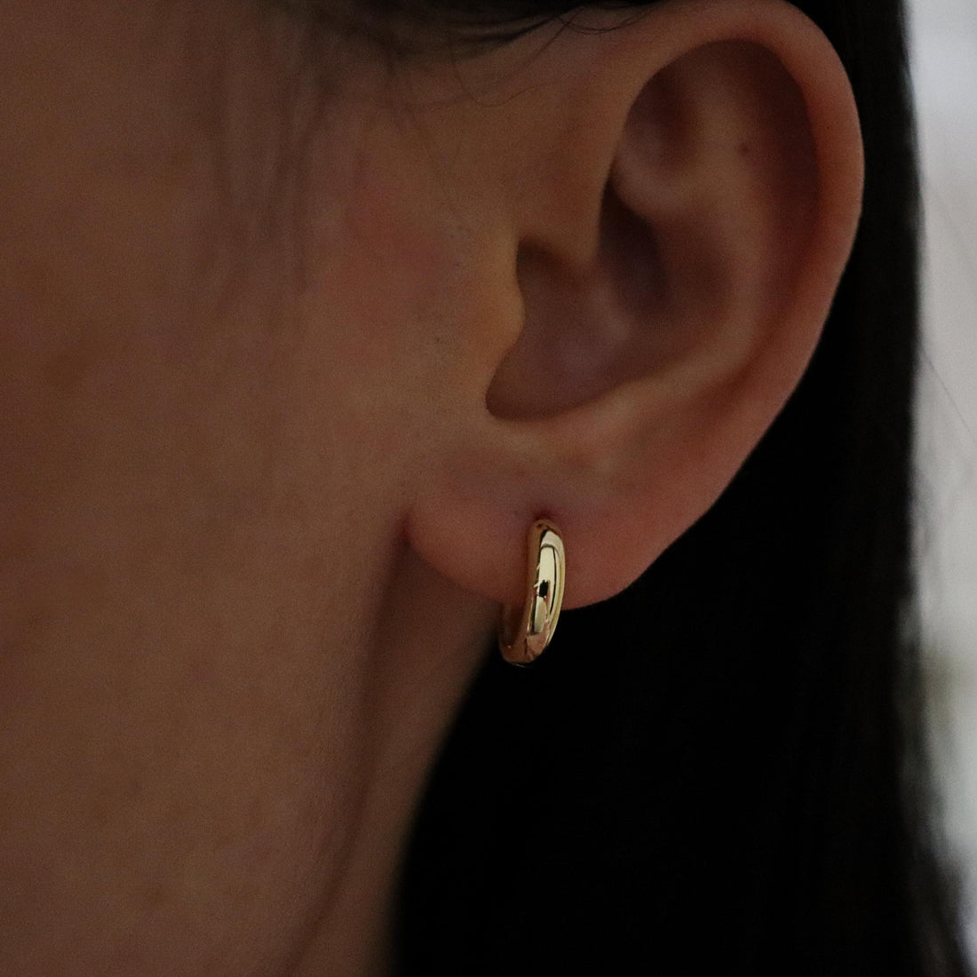 3mm thick Huggie Hoop Earrings, 18k gold Hoops, Minimal Hoop Earrings, Plain Hoop Earrings, Gold Hoops, Classic Chunky Hoops, Thin Hoops