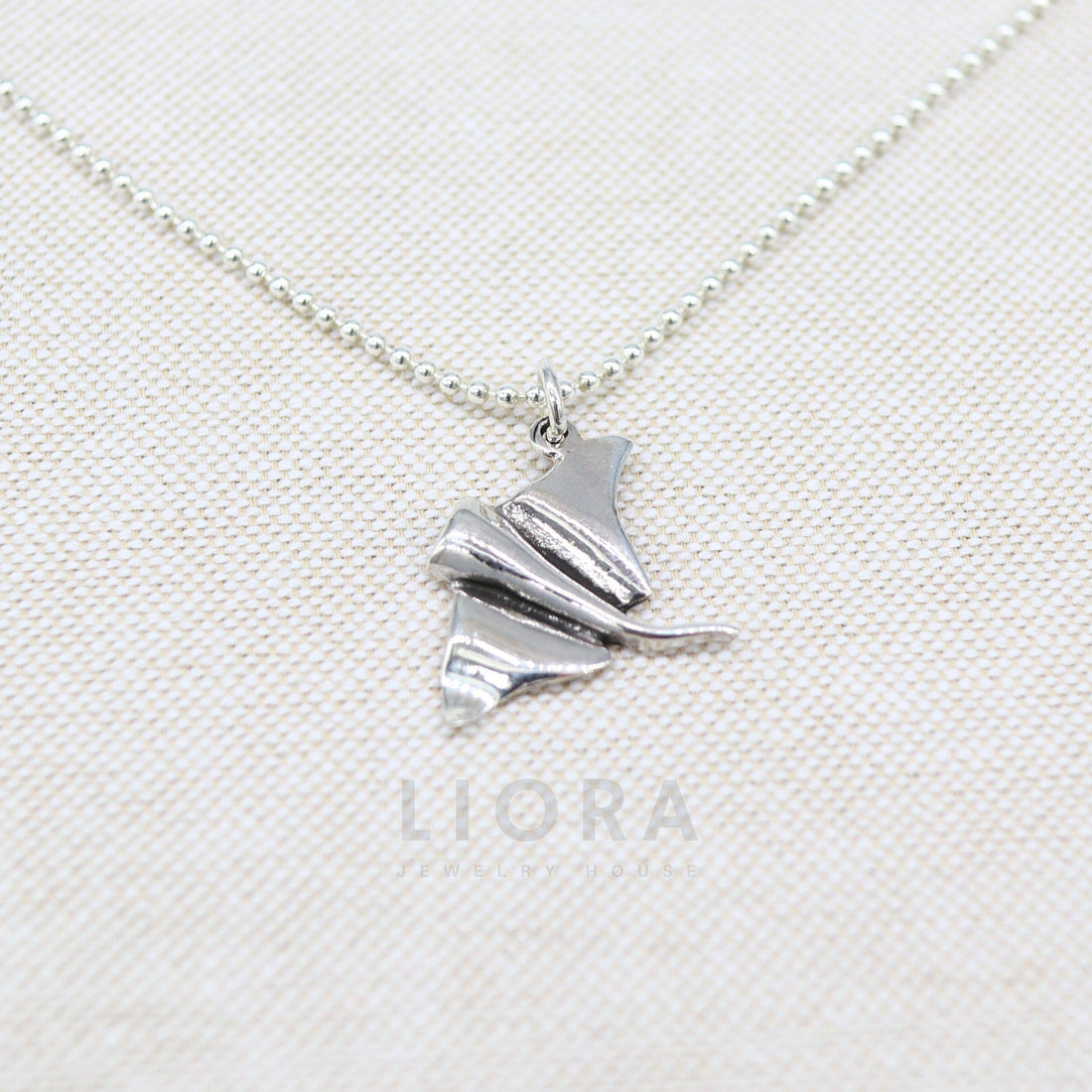 925 Sterling Silver Manta Ray Pendant, Manta Ray Charm, Stingray Pendant, Manta Ray Jewelry, Manta Ray Gift